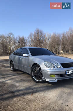 Lexus GS  2000