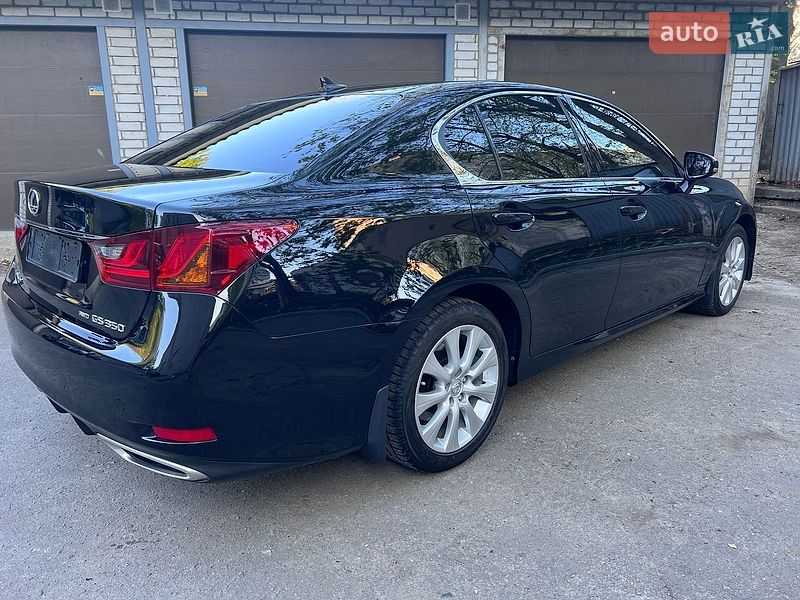Седан Lexus GS 2013 в Краснограде
