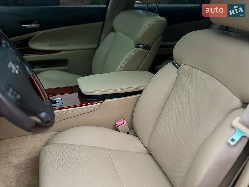 Седан Lexus GS 2008 в Южном
