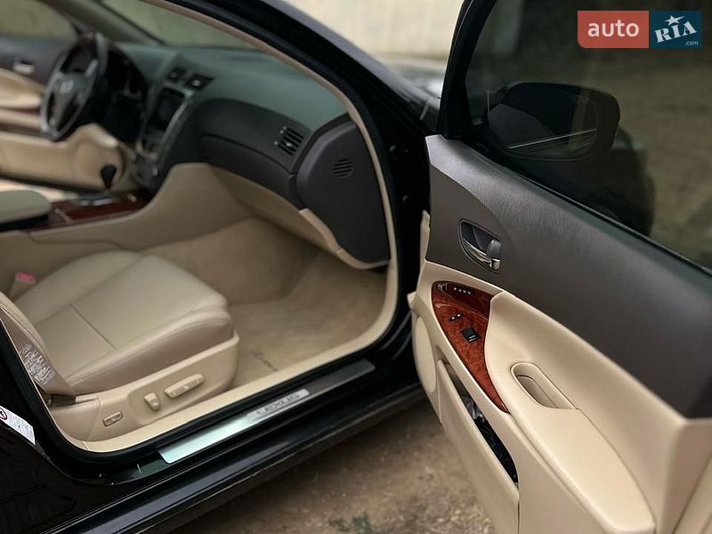 Седан Lexus GS 2008 в Южном
