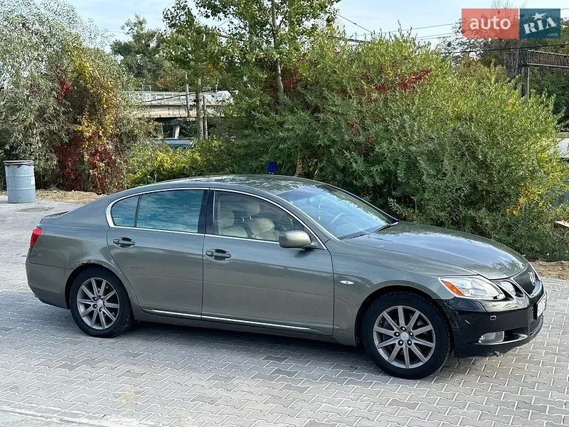Lexus GS