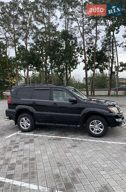 Lexus GX  2005