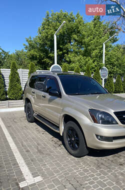 Lexus GX  2005