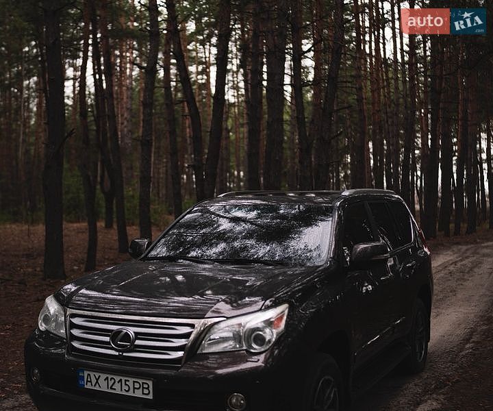 Lexus GX 2011