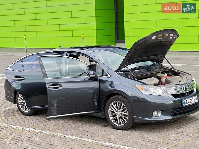Седан Lexus HS 2011 в Киеве