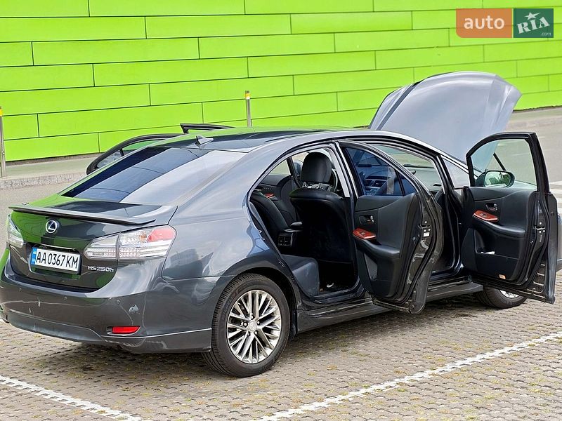 Седан Lexus HS 2011 в Киеве