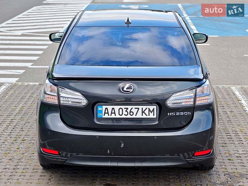 Седан Lexus HS 2011 в Киеве