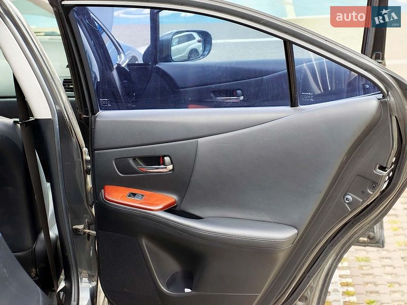 Седан Lexus HS 2011 в Киеве