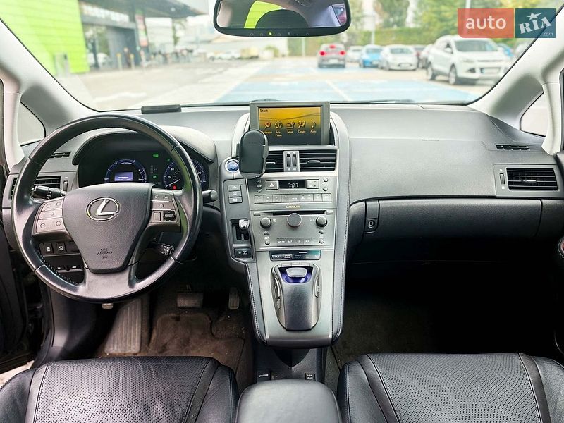 Седан Lexus HS 2011 в Киеве