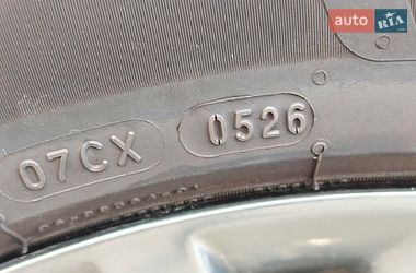 Седан Lexus HS 2011 в Киеве