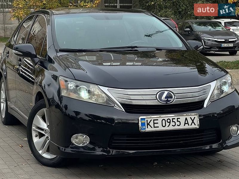 Lexus HS 2010