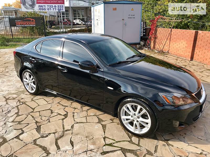 Lexus IS 2007 року