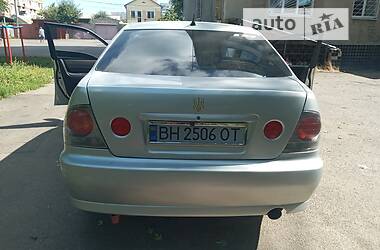 Lexus IS  2002