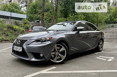 Lexus IS awd 2013