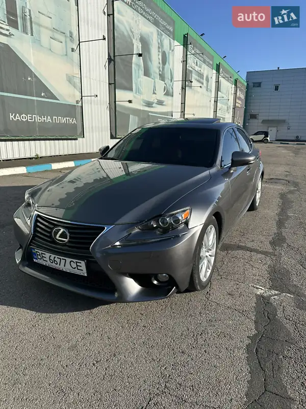 Lexus IS 2014