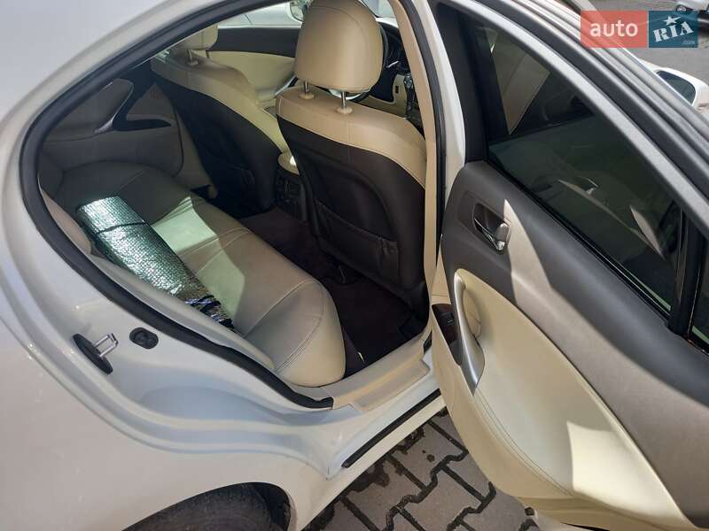 Седан Lexus IS 2013 в Хмельницком фото 14 Седан Lexus IS 2013 в Хмельницком