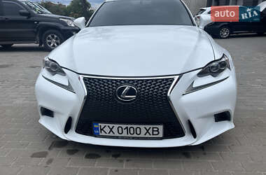 Lexus IS  2016