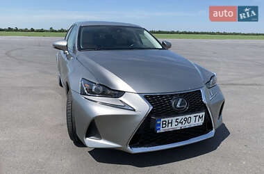 Lexus IS 2018