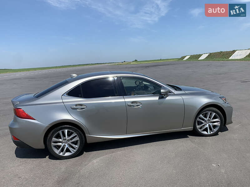 Седан Lexus IS 2018 в Одесі фото 2 Седан Lexus IS 2018 в Одесі
