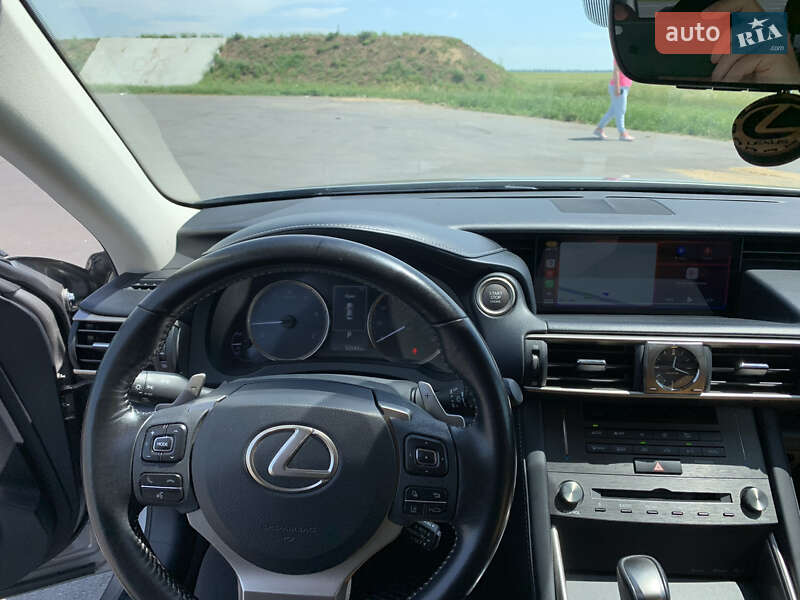 Седан Lexus IS 2018 в Одесі фото 23 Седан Lexus IS 2018 в Одесі