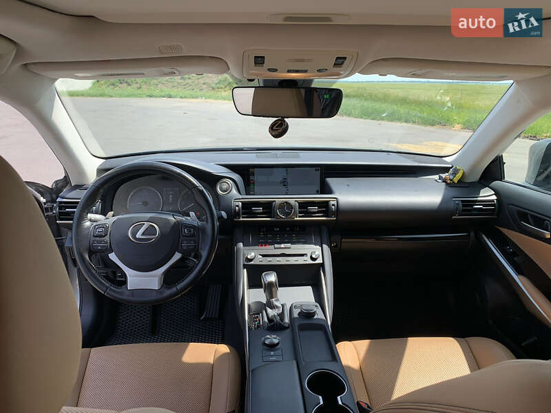 Седан Lexus IS 2018 в Одесі фото 22 Седан Lexus IS 2018 в Одесі