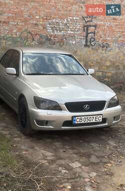 Lexus IS  2000