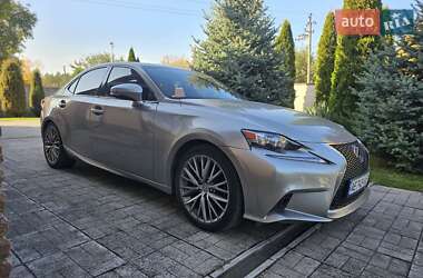 Lexus IS 2015