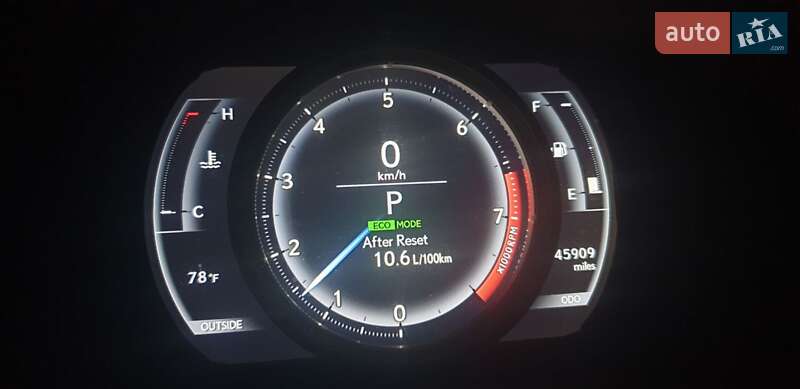Седан Lexus IS 2015 в Одесі фото Седан Lexus IS 2015 в Одесі