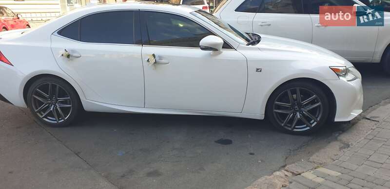 Седан Lexus IS 2015 в Одесі фото 10 Седан Lexus IS 2015 в Одесі