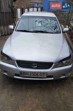 Lexus IS 2002