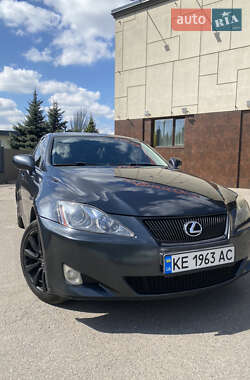 Lexus IS  2005