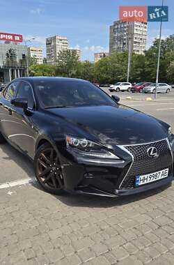 Lexus IS  2013
