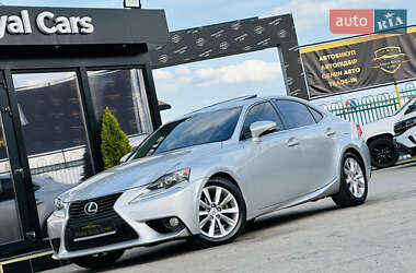 Lexus IS  2013