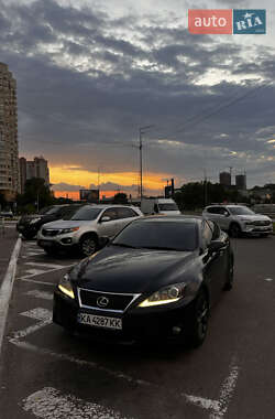 Lexus IS  2011