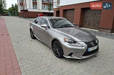 Lexus IS  2013