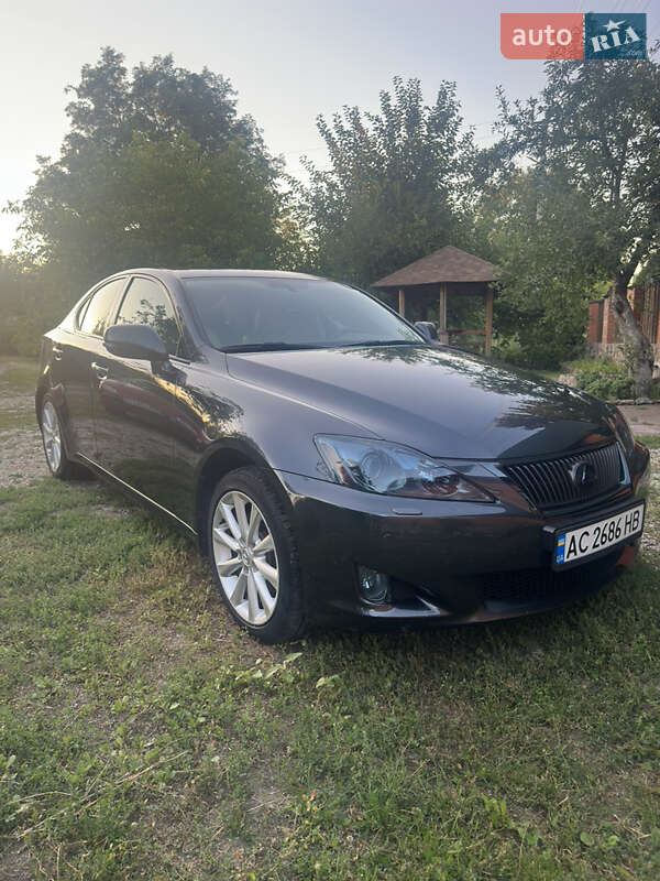 Седан Lexus IS 2010 в Александрие