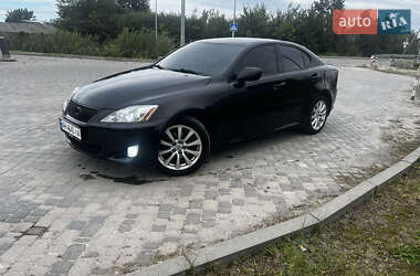 Lexus IS 2005