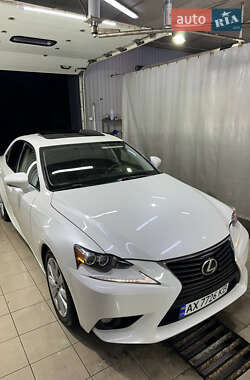 Lexus IS  2014