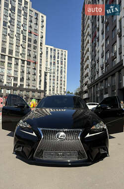 Седан Lexus IS 2016 в Киеве фото 4 Седан Lexus IS 2016 в Киеве