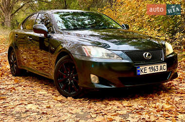 Lexus IS 2005