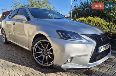 Lexus IS 2010