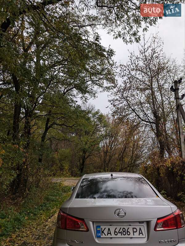 Седан Lexus IS 2011 в Києві