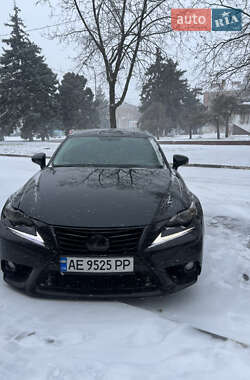 Lexus IS  2013