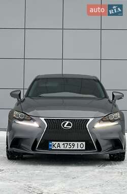 Lexus IS 2013