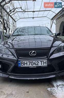 Lexus IS  2010