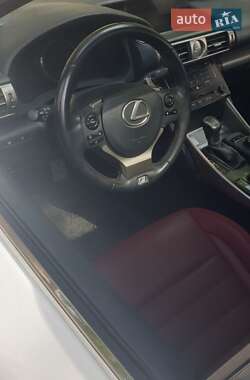 Седан Lexus IS 2013 в Одесі