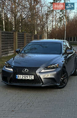 Lexus IS  2013