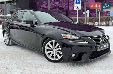 Lexus IS 2016