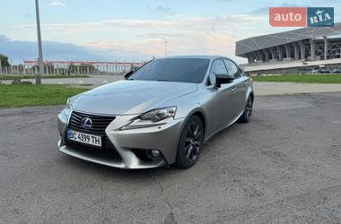 Lexus IS  2014