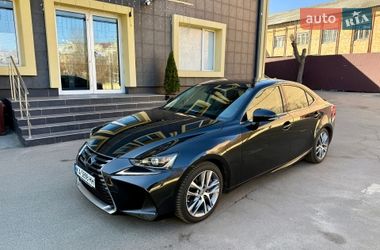 Lexus IS 2018